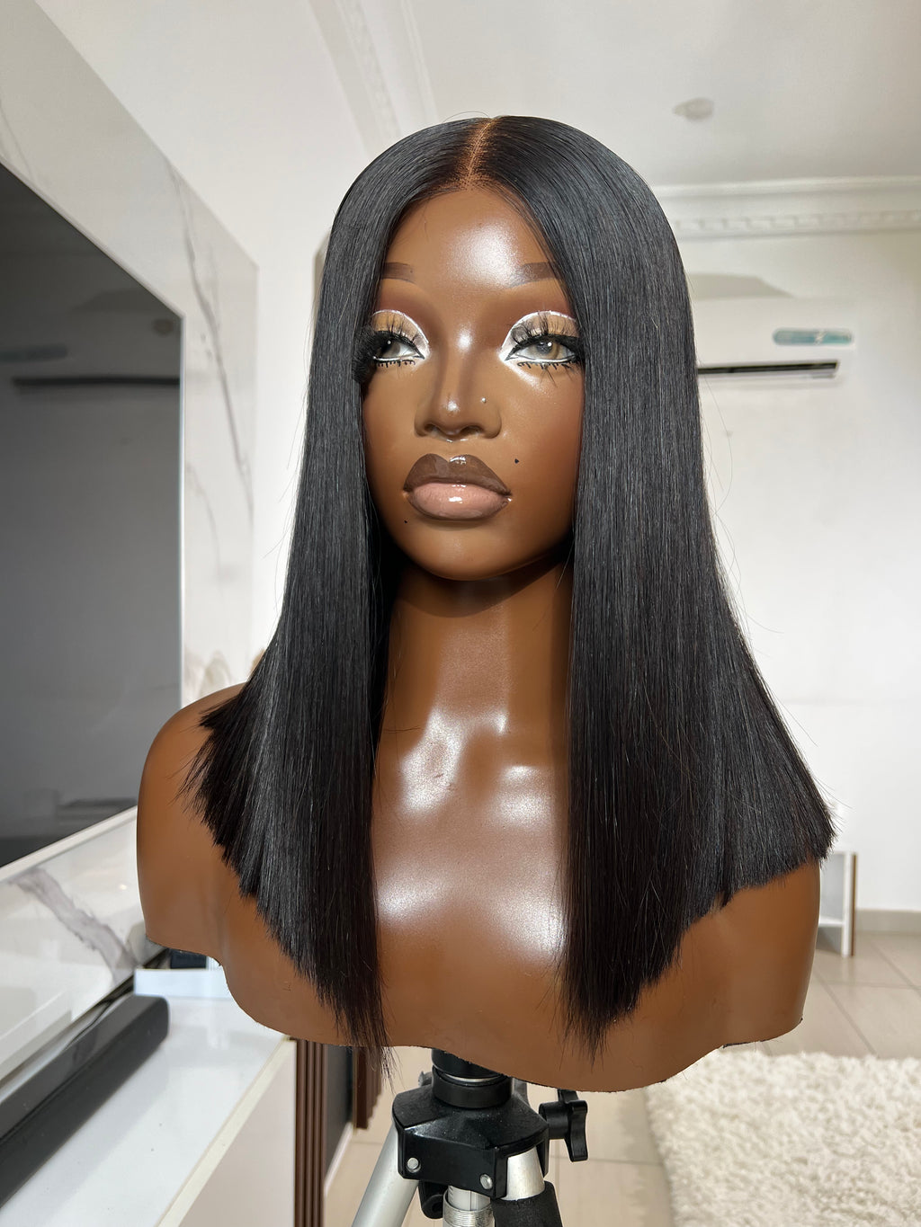 Admire Straight